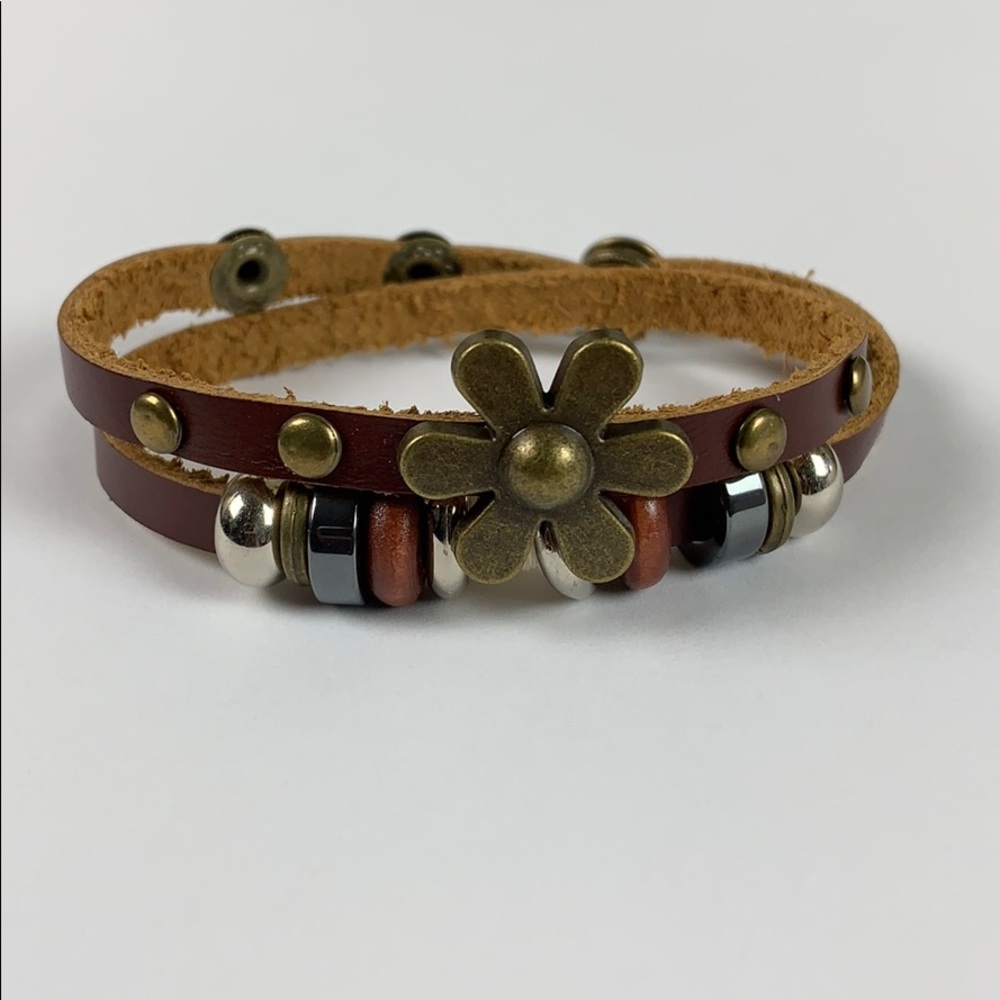 FLOWER DOUBLE WRAP LEATHER BRACELET